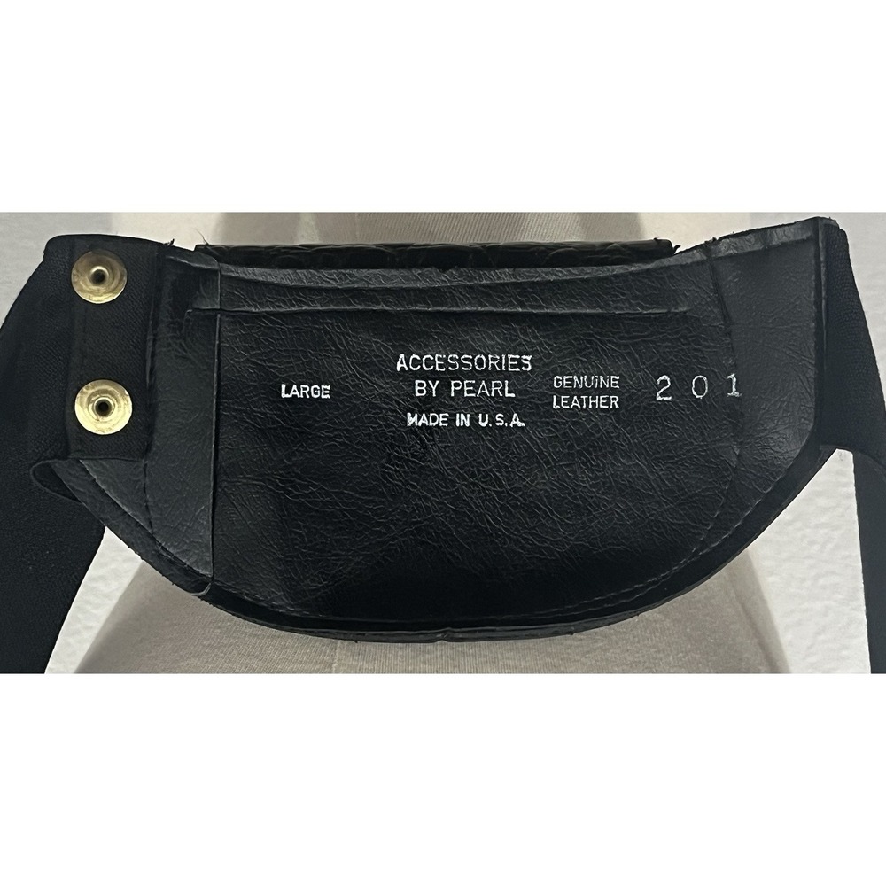 Accessories By Pearl Genuine Leather Fanny Pack - Picture 3 of 6
